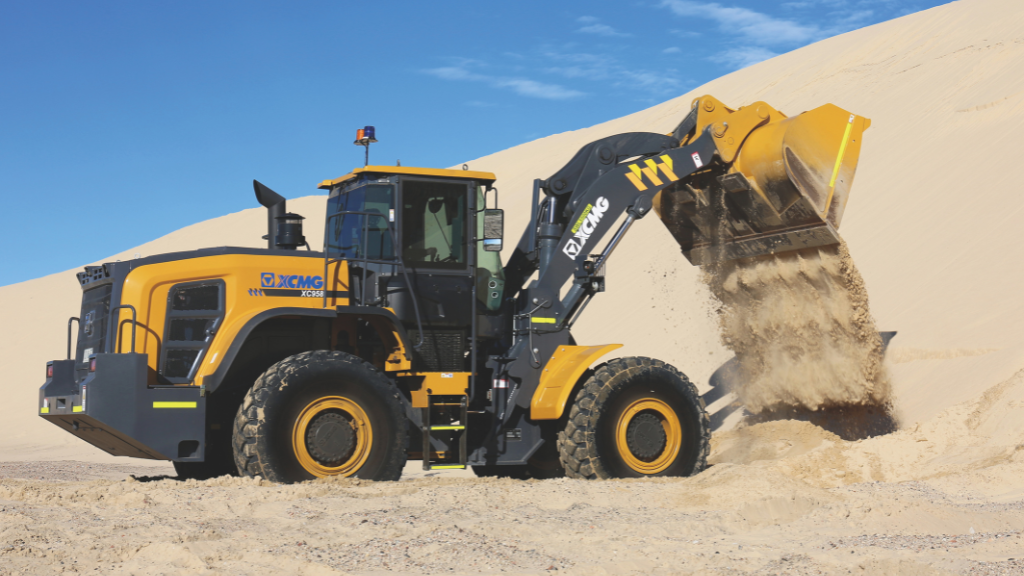 Compare XCMG wheel loader specs side-by-side to find the right fit for your job site Compare XCMG wheel loader specs side-by-side to find the right fit for your job site