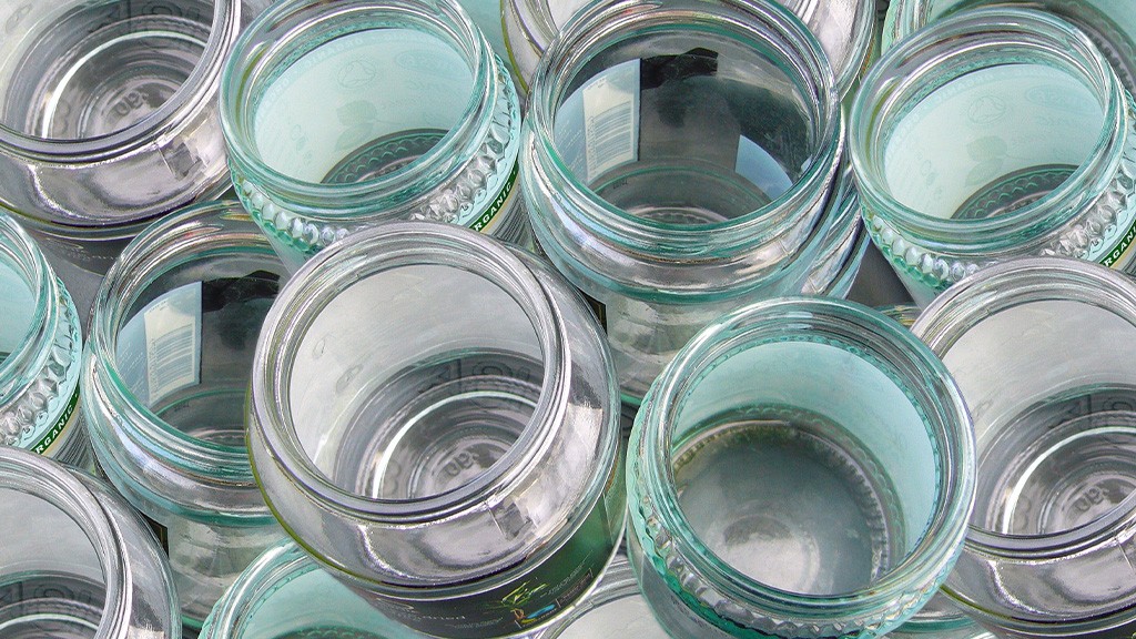Community initiatives diverted 8.9 million pounds of glass from landfill in 2025