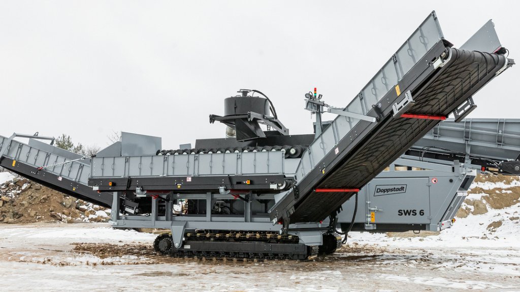 Cat’s Battery Electric Power Unit prototype debuts on Doppstadt screening solution at IFAT 2026