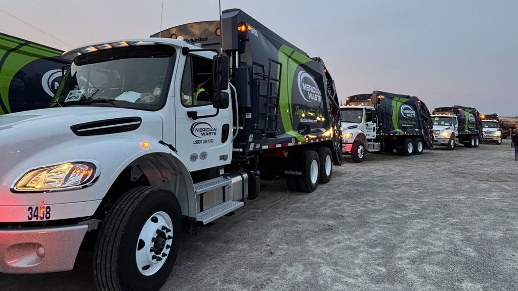 Meridian Waste expands fleet with 13 new McNeilus refuse collection vehicles