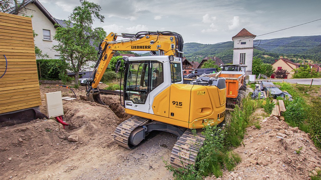 Three Liebherr Generation 8 crawler excavators expand 15- to 20-tonne class