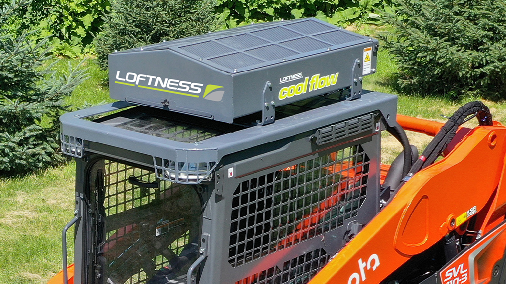 An auxiliary cooling attachment on the roof of a CTL An auxiliary cooling attachment on the roof of a CTL
