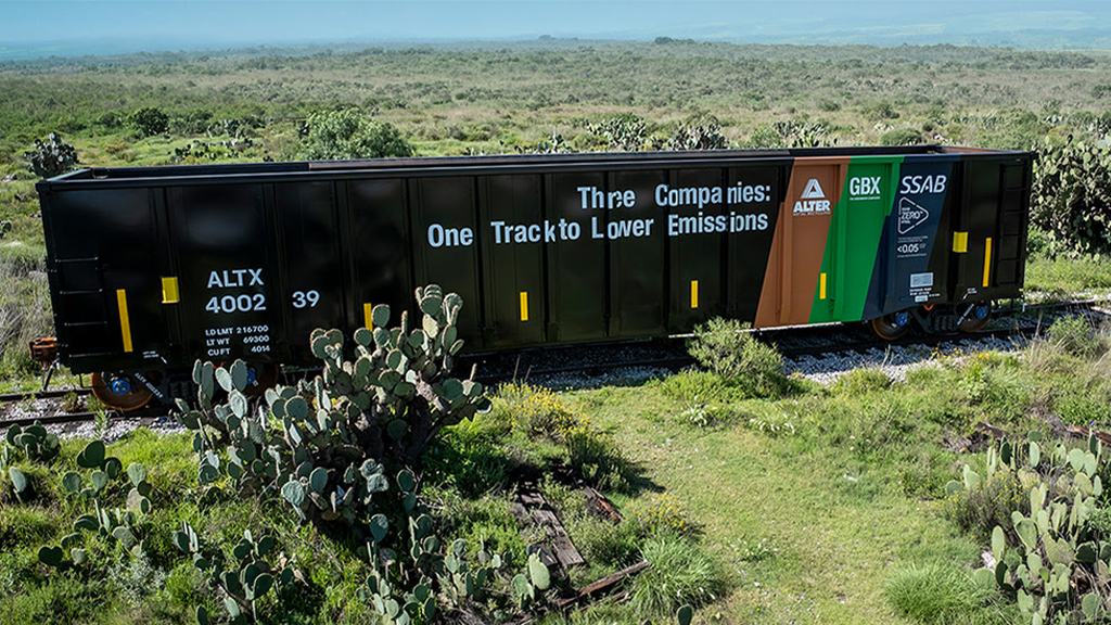 VIDEO: Railcars manufactured with recycled steel create a continuous recycling loop