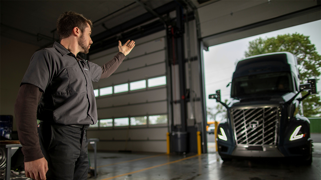 New service plan from Volvo Trucks uses AI and vehicle data to customize maintenance schedules New service plan from Volvo Trucks uses AI and vehicle data to customize maintenance schedules