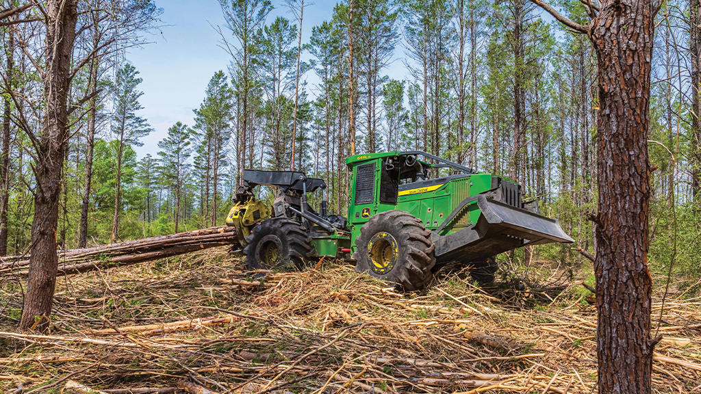John Deere designs new skidder configuration for reforestation operations John Deere designs new skidder configuration for reforestation operations
