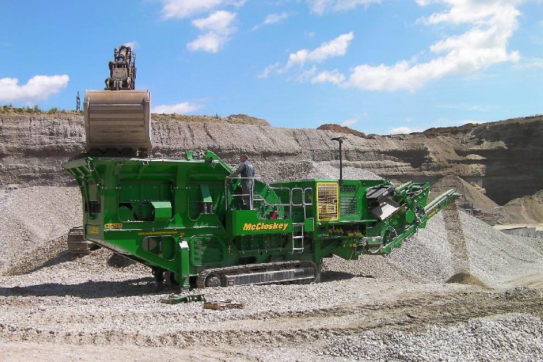 I44R Track Mounted Impact Crushers I44R Track Mounted Impact Crushers
