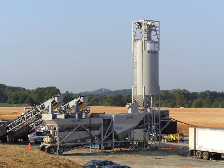 CONECO Unveils SelfContained, Easy To Erect LOPRO 327S Batch Plant