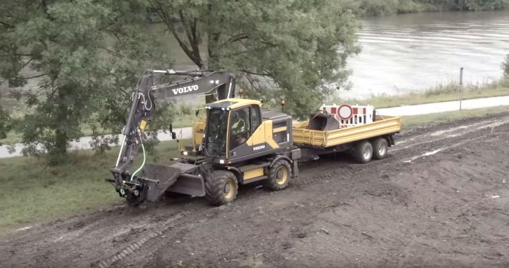 Volvo EW160E and EW180E Wheeled Excavators Roll Versatility to the Jobsite