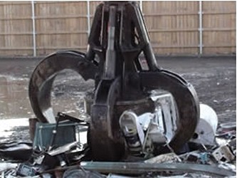 Bateman Manufacturing - 4 Tine Magnet Grapple: 160 Series Orange Peel Grapples Bateman Manufacturing - 4 Tine Magnet Grapple: 160 Series Orange Peel Grapples
