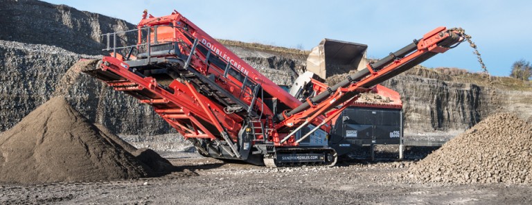 QA335 Track Mounted Screens QA335 Track Mounted Screens