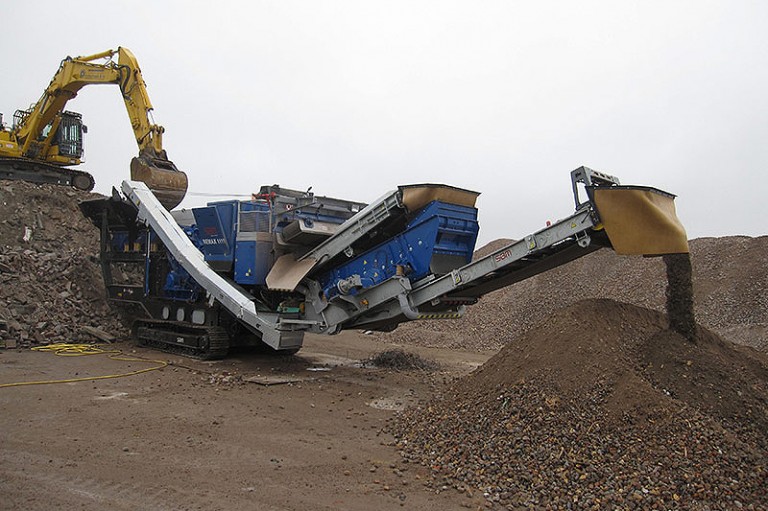 REMAX 1111 ECO/MAXI Track Mounted Impact Crushers REMAX 1111 ECO/MAXI Track Mounted Impact Crushers
