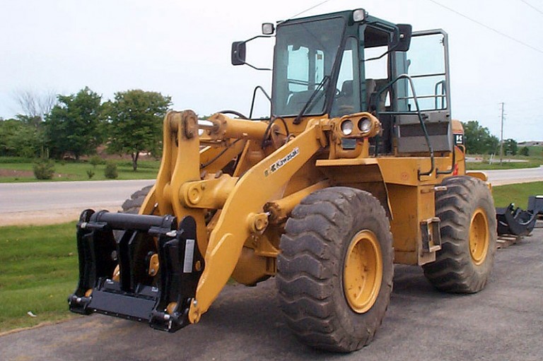 SAS Quick Coupler Heavy Equipment Guide