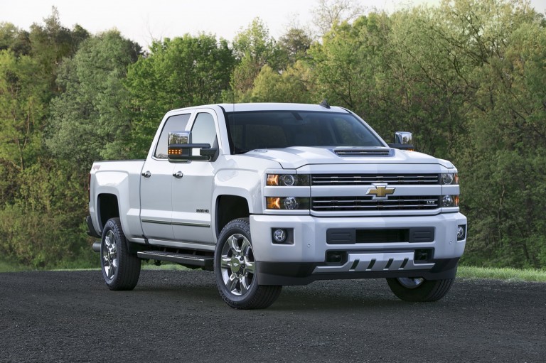 GM Canada - 2017 Silverado 2500HD Pickup Trucks GM Canada - 2017 Silverado 2500HD Pickup Trucks