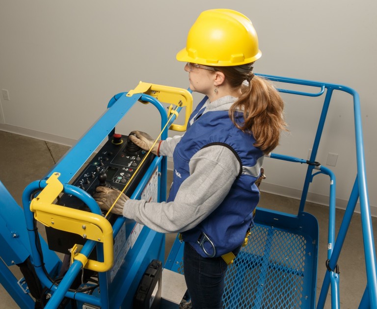 GENIE Introduces Lift Guard Contact Alarm System — A New Generation of