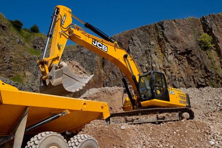 JS 370 Excavators JS 370 Excavators