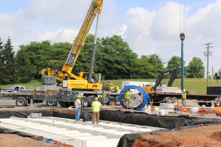 TMS9000E Truck Mounted Cranes TMS9000E Truck Mounted Cranes
