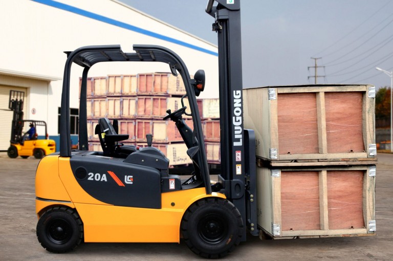 2020H / 2025H Excavators 2020H / 2025H Excavators