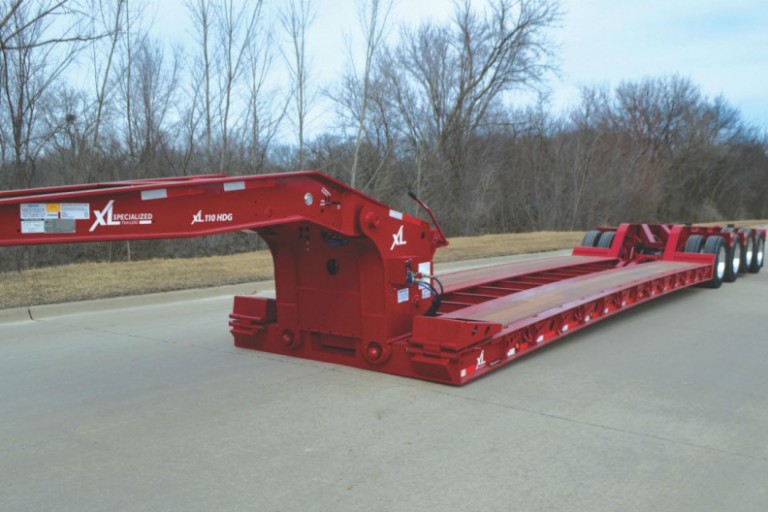 XL Specialized Trailers XL LowProfile Hydraulic Detachable Gooseneck