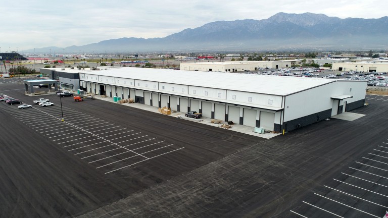 North America�s largest Mack dealership opens in North America�s largest Mack dealership opens in