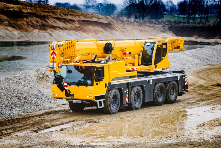 LTM 1090-4.2 Mobile Cranes LTM 1090-4.2 Mobile Cranes