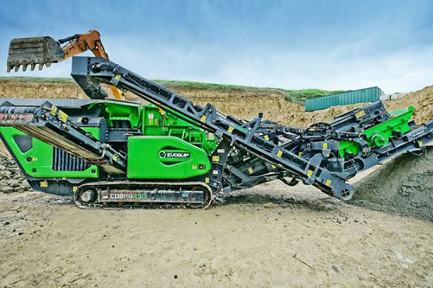 Cobra 230R Track Mounted Impact Crushers Cobra 230R Track Mounted Impact Crushers