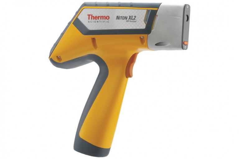 Niton™ XL2 Handheld Analysers Niton™ XL2 Handheld Analysers
