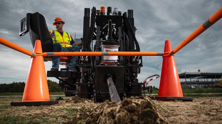 HDD and trenching for fibre installation