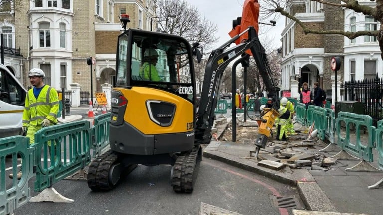 Volvo CE attends talks focused on reducing emissions from construction equipment