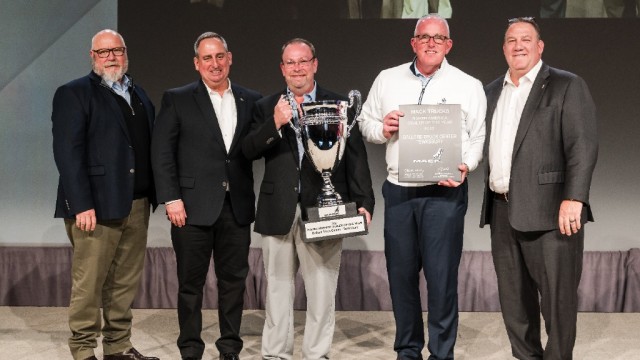 Mack Trucks names Ballard Truck Center as 2022 North American Dealer of the Year thumbnail