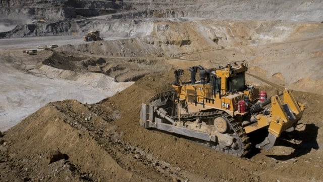 Understanding the Features and Benefits of Cats D10 Dozer