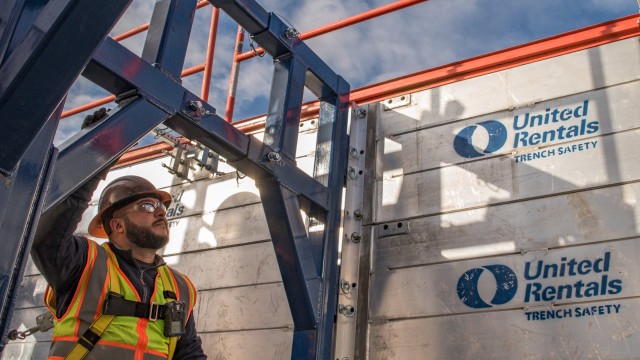 United Rentals webinar will teach trench safety essentials thumbnail