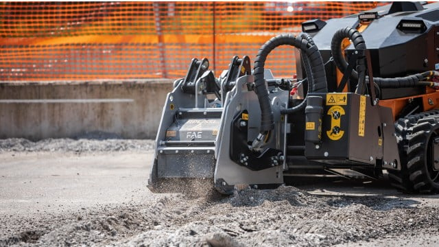 FAE’s remote controlled tracked carriers can now be equipped with an asphalt shredder attachment