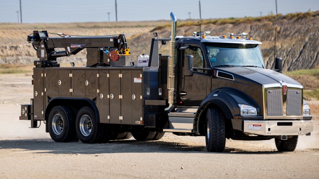 Stellar’s aluminum mechanic truck is lighter and corrosion resistant for challenging environments