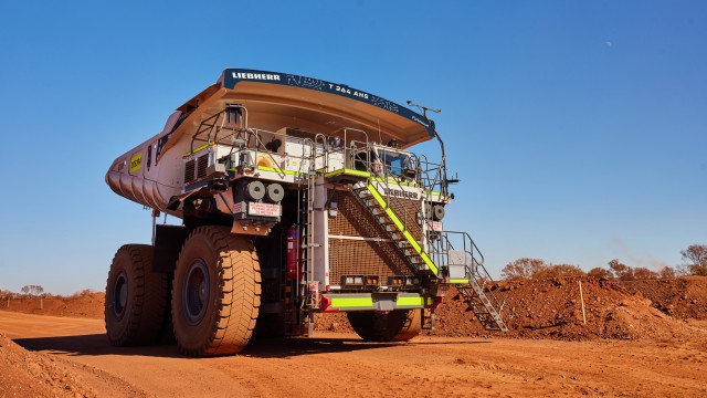 Fortescue commits to "real zero" targets, plans to end fossil fuel use by 2030