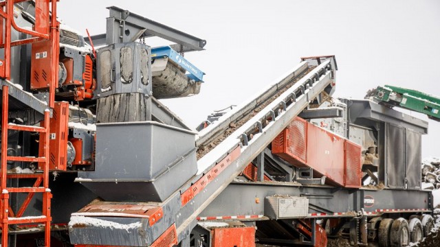 Recirculating conveyor from Superior Industries receives patent protection