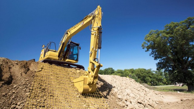 Caterpillar hydraulic excavators receive all new enhancements with annual product update program