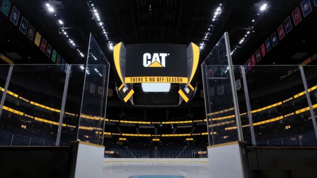 (VIDEO) Caterpillar teams up with the NHL to celebrate work behind the scenes