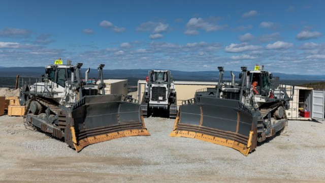 Liebherr delivers 70-tonne PR 776 G8 dozer to B.C. mine
