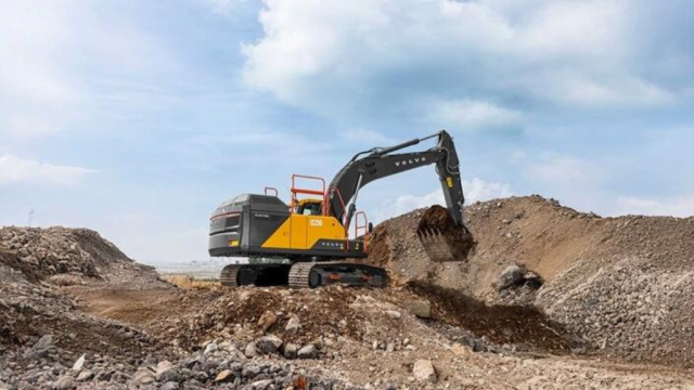 Volvo CE to open crawler excavator plant in Sweden