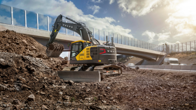 Volvo CE’s new short-swing excavator is redesigned for heavier lifting