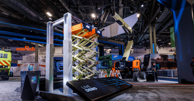 Drywall robot and smart construction technology lead JLG's CONEXPO-CON/AGG exhibit