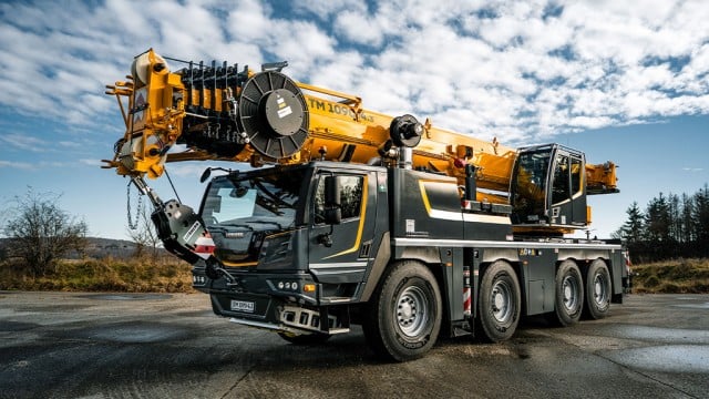 Liebherr’s 110-ton mobile crane is ready to work with new LICCON3 control system