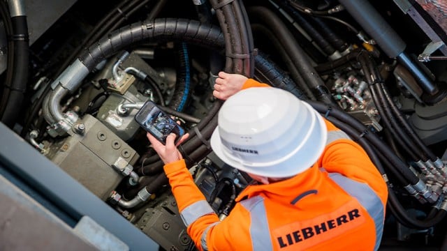 Liebherr’s AI-powered parts platform simplifies maintenance planning