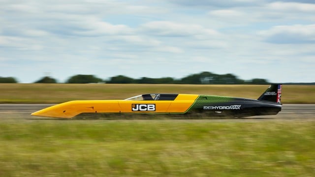 JCB tests Hydromax in preparation for hydrogen land speed record attempt