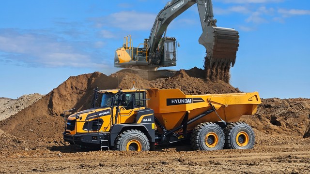 Hyundai's redesigned ADT cab maximizes comfort and productivity on long shifts