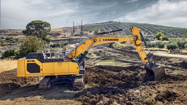 Three new 50-tonne G8 crawler excavators from Liebherr prioritize operator experience