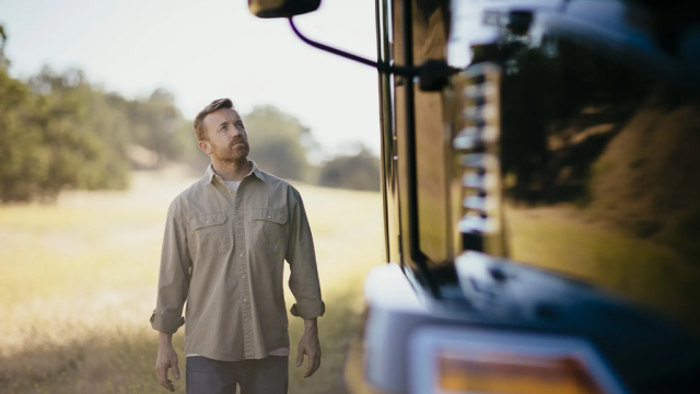 Mack Trucks' new Premium Plus service contract includes powertrain repair coverage